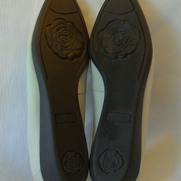 Hush Puppies Posey 10M white leather flats - Picture 7 of 7